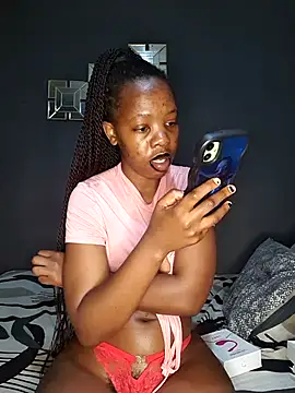 Snapshot of SheisBlacq chatting on May 17, 2026, 10:32 pm SheisBlacq online show from May 17, 2026, 10:32 pm