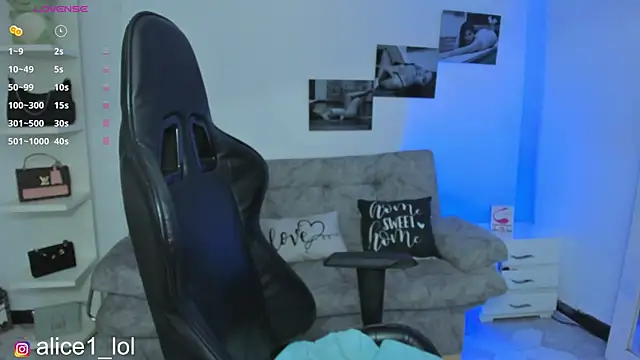 candy alicee online show from November 22, 2025, 5:17 am