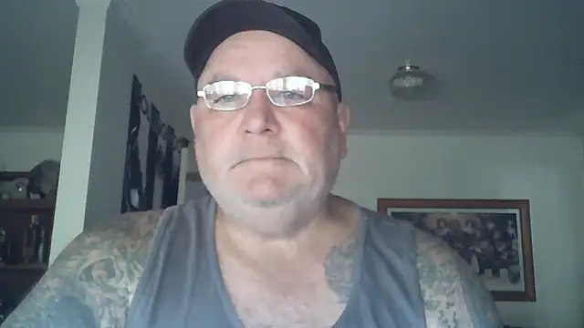 Snapshot of HOTANAL chatting on January 9, 2026, 11:00 pm HOTANAL online show from January 9, 2026, 11:00 pm