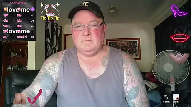 Snapshot of HOTANAL chatting on February 16, 2026, 11:02 pm HOTANAL online show from February 16, 2026, 11:02 pm