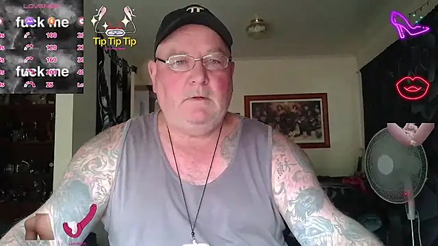 Snapshot of HOTANAL chatting on February 13, 2026, 10:43 pm HOTANAL online show from February 13, 2026, 10:43 pm