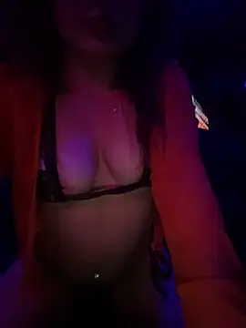 Snapshot of sweetandwet_daddy chatting on January 8, 2025, 9:00 am sweetandwet daddy online show from January 8, 2025, 9:00 am