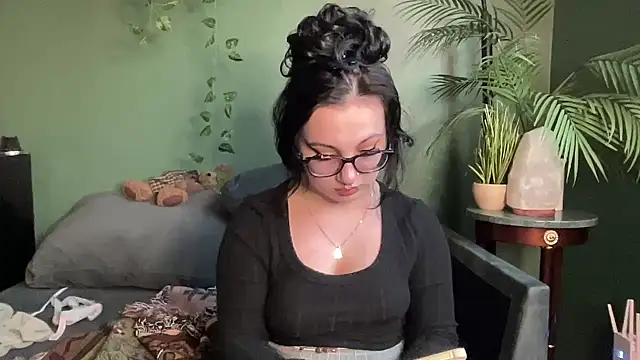 Snapshot of sweetandwet_daddy chatting on October 3, 2025, 1:56 pm sweetandwet daddy online show from October 3, 2025, 1:56 pm