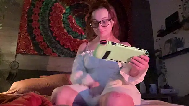 Snapshot of sweetandwet_daddy chatting on March 22, 2025, 9:13 am sweetandwet daddy online show from March 22, 2025, 9:13 am