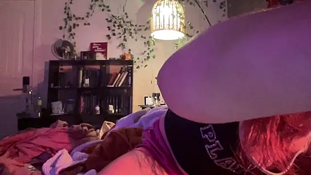 Snapshot of sweetandwet_daddy chatting on March 11, 2025, 12:39 pm sweetandwet daddy online show from March 11, 2025, 12:39 pm