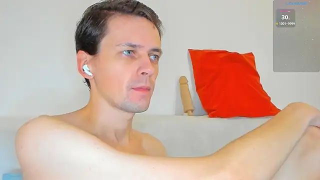 Snapshot of Jasper_Sun chatting on October 19, 2025, 9:39 pm Jasper Sun online show from October 19, 2025, 9:39 pm