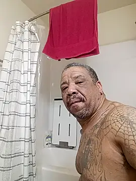 Snapshot of yellowwetfox chatting on February 20, 2026, 9:44 am yellowwetfox online show from February 20, 2026, 9:44 am