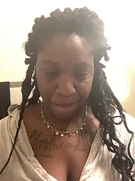 markquanna online show from February 13, 2026, 12:54 am