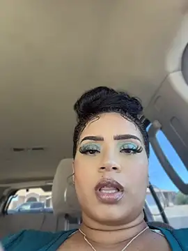 Snapshot of CarmelaAnthony chatting on May 6, 2026, 7:29 pm CarmelaAnthony online show from May 6, 2026, 7:29 pm