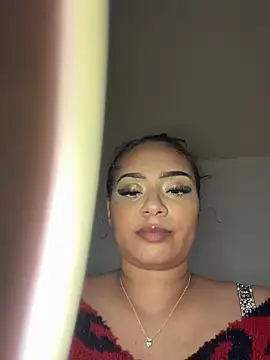 Snapshot of CarmelaAnthony chatting on February 19, 2026, 5:43 pm CarmelaAnthony online show from February 19, 2026, 5:43 pm