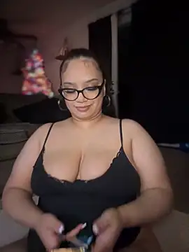 Snapshot of CarmelaAnthony chatting on December 18, 2024, 1:45 pm CarmelaAnthony online show from December 18, 2024, 1:45 pm