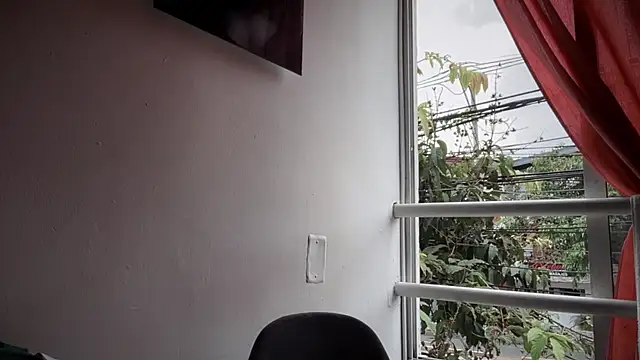 romeolovedark online show from October 15, 2025, 4:48 pm