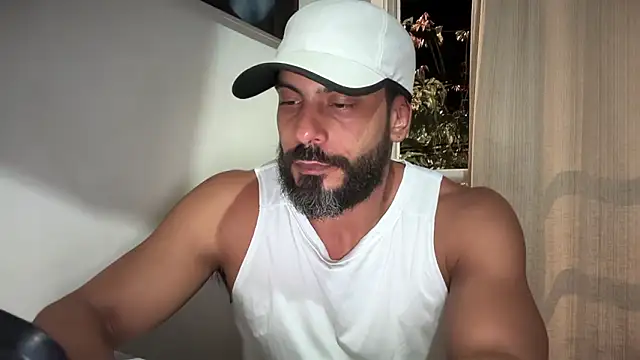 romeolovedark online show from January 18, 2026, 4:27 am