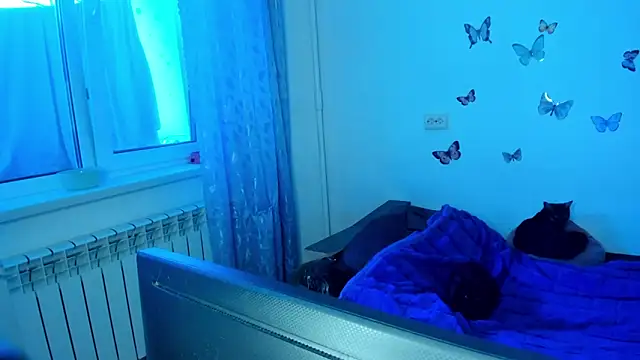 NataliEvans online show from November 8, 2025, 10:08 am