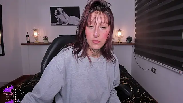 Snapshot of Mariana_Joness chatting on September 18, 2025, 2:03 am Mariana Joness online show from September 18, 2025, 2:03 am