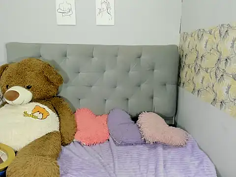 Snapshot of GiannaGoddes chatting on February 22, 2025, 6:50 am GiannaGoddes online show from February 22, 2025, 6:50 am