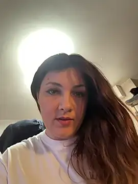 DaisyVibesss online show from January 12, 2026, 11:28 am