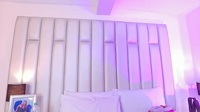 Snapshot of aandreaperez chatting on February 10, 2026, 11:42 am aandreaperez online show from February 10, 2026, 11:42 am