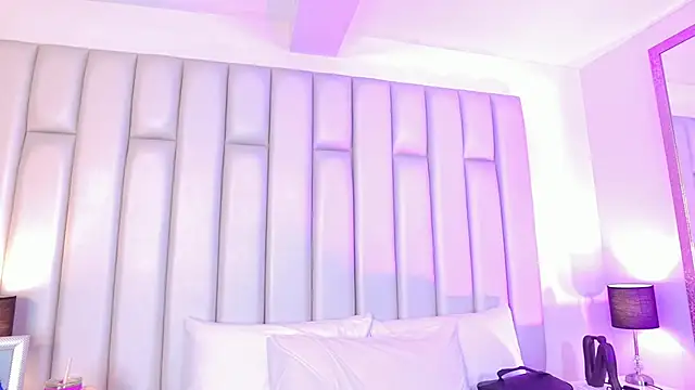 Snapshot of aandreaperez chatting on February 16, 2026, 11:42 am aandreaperez online show from February 16, 2026, 11:42 am