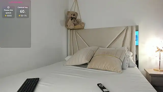 Snapshot of kylie_sexy2000 chatting on January 14, 2026, 7:17 pm kylie sexy2000 online show from January 14, 2026, 7:17 pm