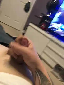 Hugetings online show from December 7, 2024, 12:25 am