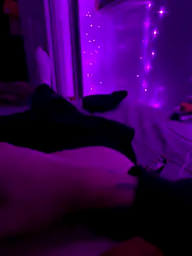 Hugetings online show from December 21, 2025, 12:40 pm