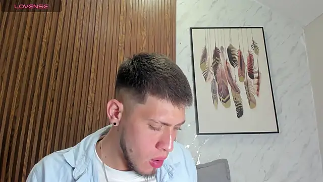 SebastianMaximoff online show from October 2, 2025, 7:39 pm