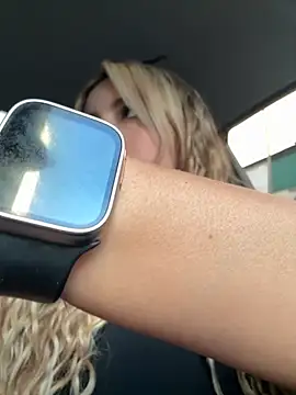 ValeriaHot69 online show from October 14, 2025, 9:25 pm