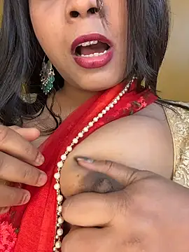 wow-wow-sexy online show from February 17, 2026, 6:38 pm