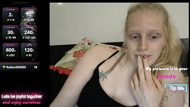 VeronicaJoyful online show from November 8, 2025, 11:08 pm