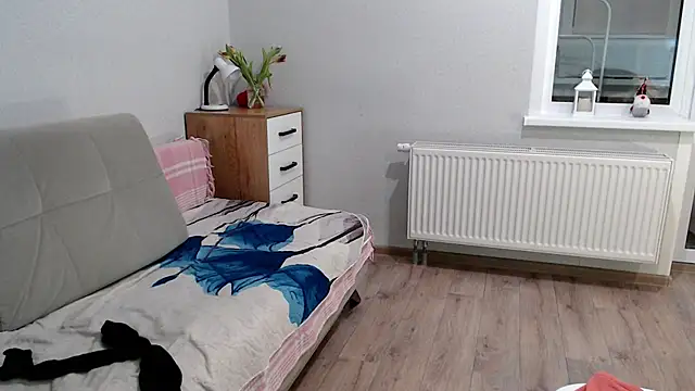Snapshot of increible_della chatting on March 13, 2025, 9:05 pm increible della online show from March 13, 2025, 9:05 pm