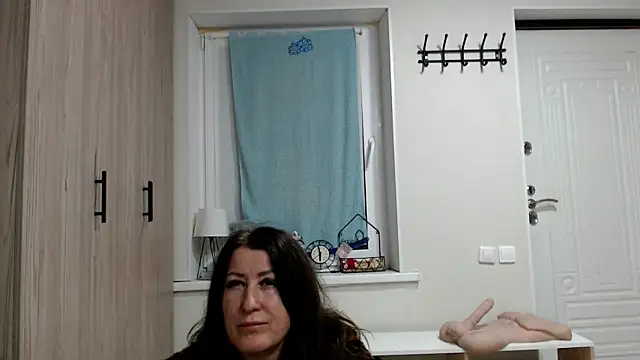 Snapshot of increible_della chatting on May 27, 2026, 6:26 pm increible della online show from May 27, 2026, 6:26 pm