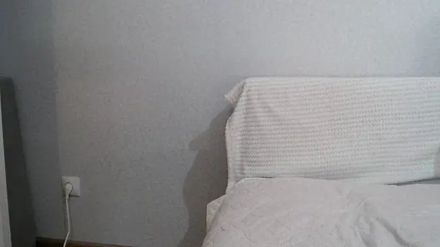 Snapshot of increible_della chatting on February 19, 2025, 7:26 pm increible della online show from February 19, 2025, 7:26 pm