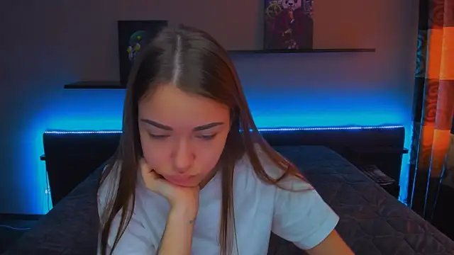 AlexaBarkley online show from March 11, 2025, 3:25 am