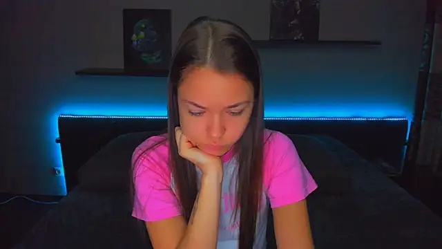 AlexaBarkley online show from October 14, 2025, 12:11 am