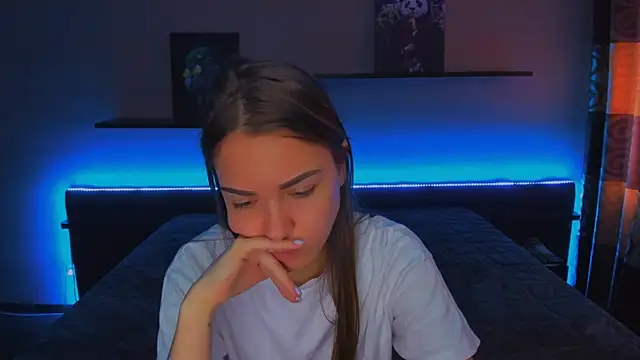 AlexaBarkley online show from February 28, 2025, 6:21 am