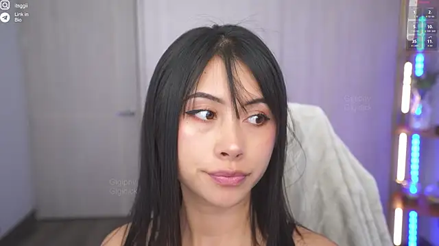 Gigi ohlala online show from September 15, 2025, 7:58 pm