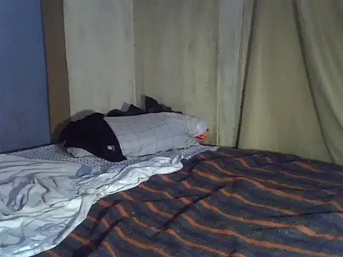 cute-shamza online show from November 30, 2025, 5:25 pm