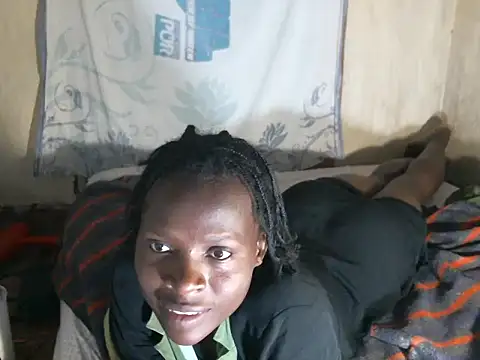 cute-shamza online show from December 14, 2025, 1:56 am