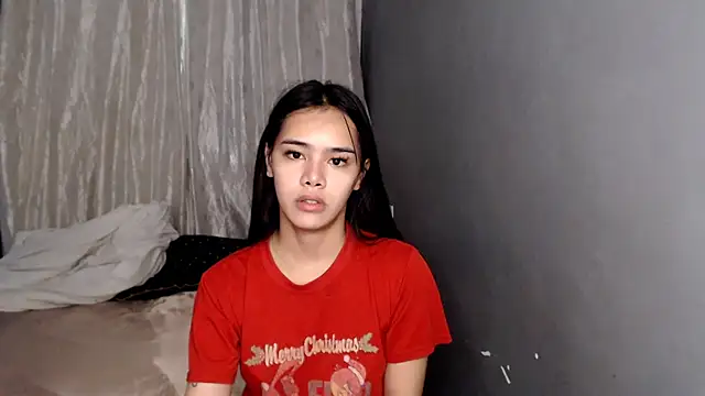 Snapshot of shecutie69 chatting on June 9, 2026, 1:50 am shecutie69 online show from June 9, 2026, 1:50 am