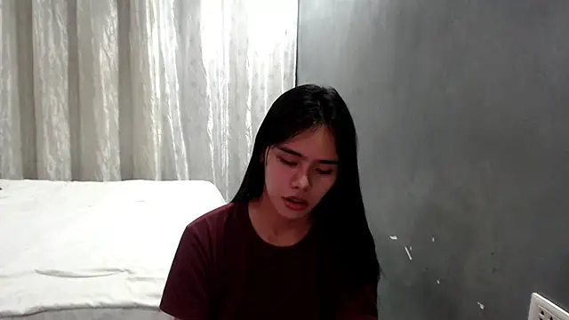 Snapshot of shecutie69 chatting on May 5, 2026, 10:13 pm shecutie69 online show from May 5, 2026, 10:13 pm