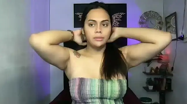 Snapshot of _MissKhimberlyXxx_ chatting on February 5, 2025, 3:20 pm MissKhimberlyXxx online show from February 5, 2025, 3:20 pm