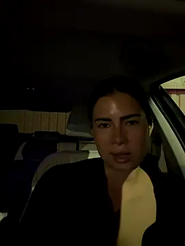 clairewntr online show from October 13, 2025, 9:27 pm