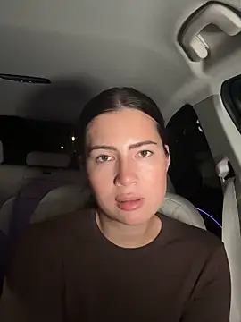 clairewntr online show from October 6, 2025, 3:40 am