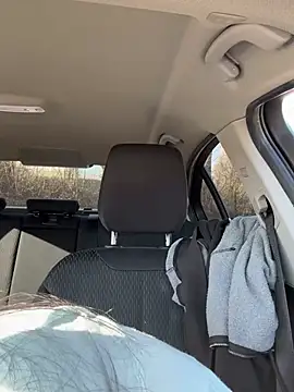 clairewntr online show from March 5, 2025, 10:33 am