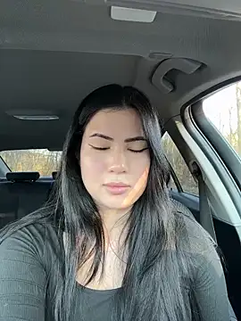 clairewntr online show from March 4, 2025, 3:26 pm