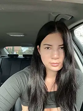 clairewntr online show from February 21, 2025, 12:38 pm