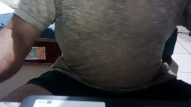 Snapshot of eduar570 chatting on November 3, 2025, 4:28 am eduar570 online show from November 3, 2025, 4:28 am