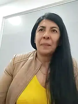 Snapshot of aisha_latina chatting on February 19, 2025, 3:16 pm aisha latina online show from February 19, 2025, 3:16 pm