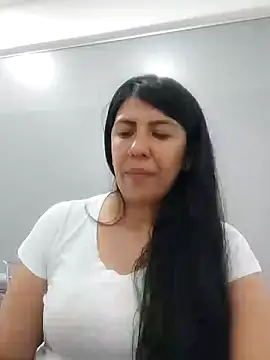 Snapshot of aisha_latina chatting on February 27, 2025, 3:48 pm aisha latina online show from February 27, 2025, 3:48 pm